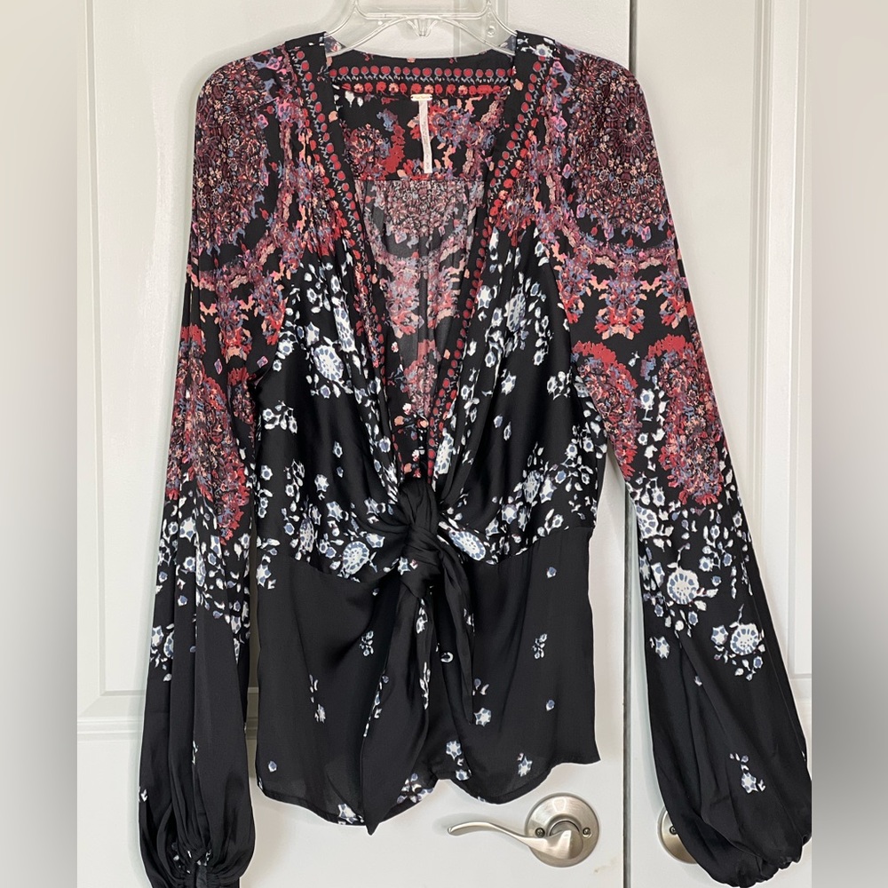 Free People, low cut, button down with tie front